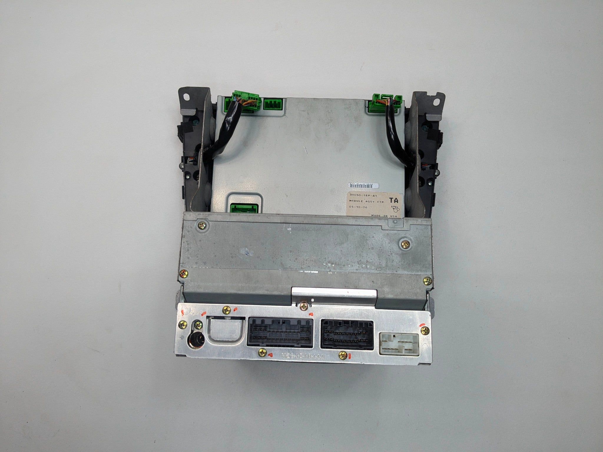 2004 - 2006 ACURA TL OEM RADIO AUDIO AND VISUAL EQUIPMENT WITH CLIMATE ASSEMBLY