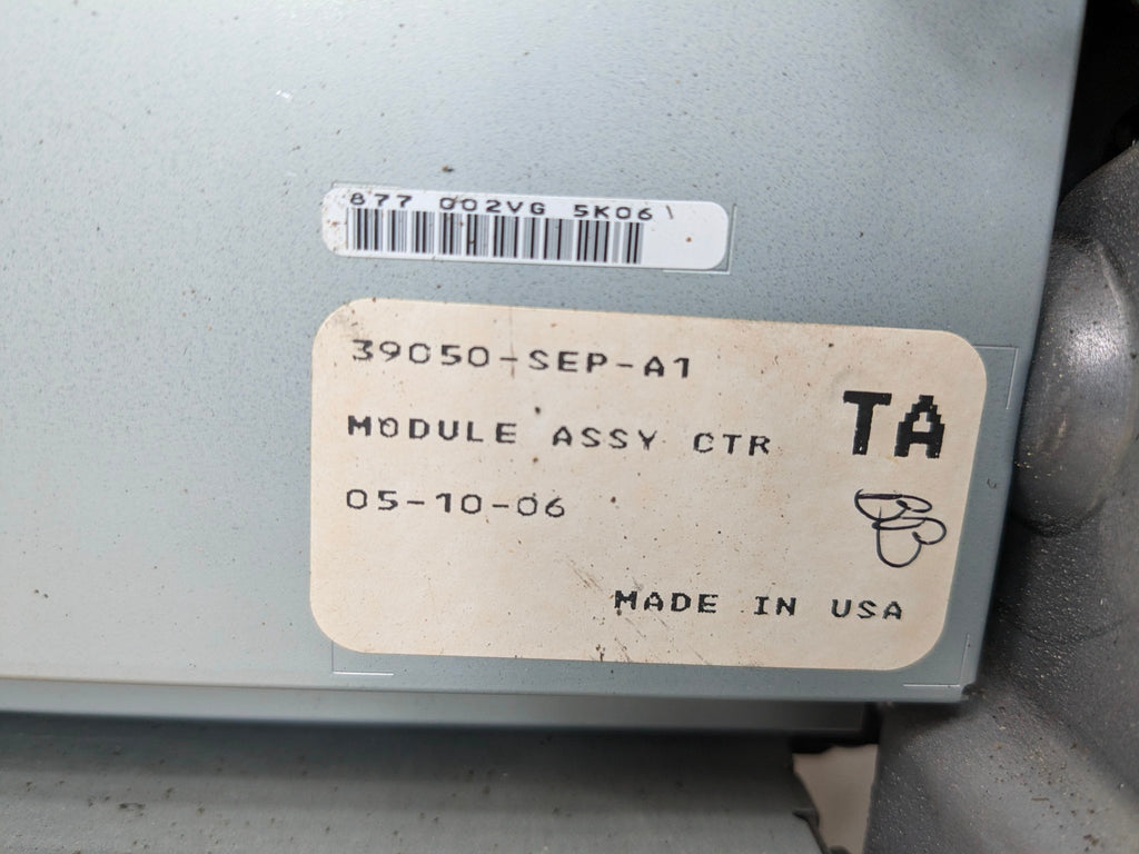 2004 - 2006 ACURA TL OEM RADIO AUDIO AND VISUAL EQUIPMENT WITH CLIMATE ASSEMBLY