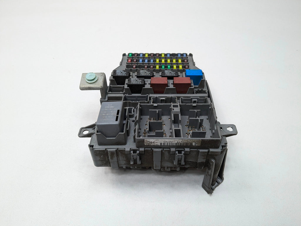 2004 - 2006 ACURA TL OEM CABIN FUSE BOX INTERIOR RELAY JUNCTION BLOCK PANEL