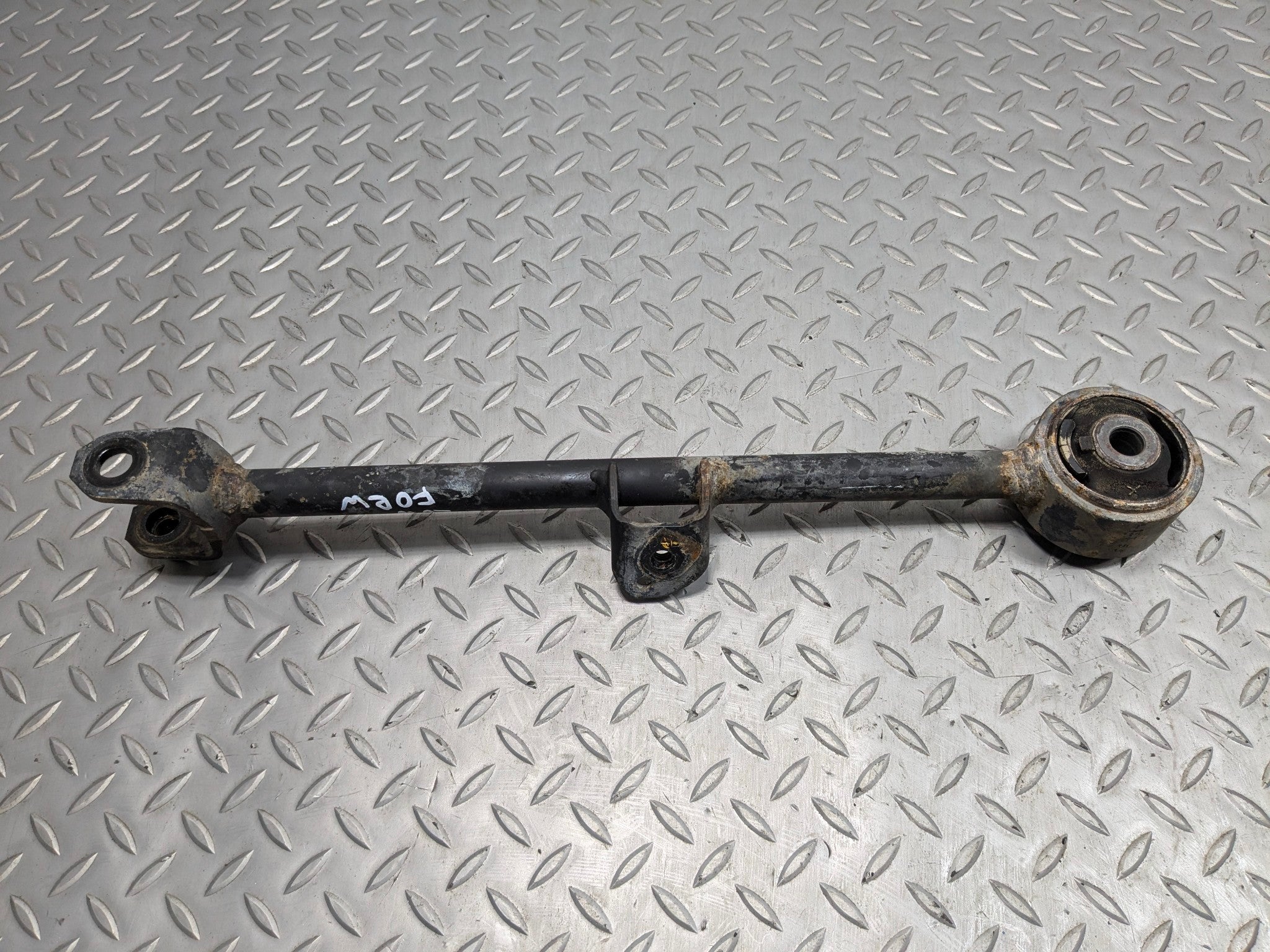 2004 - 2006 ACURA TL OEM LOWER CONTROL ARM REAR LEFT FORWARD DRIVER SIDE