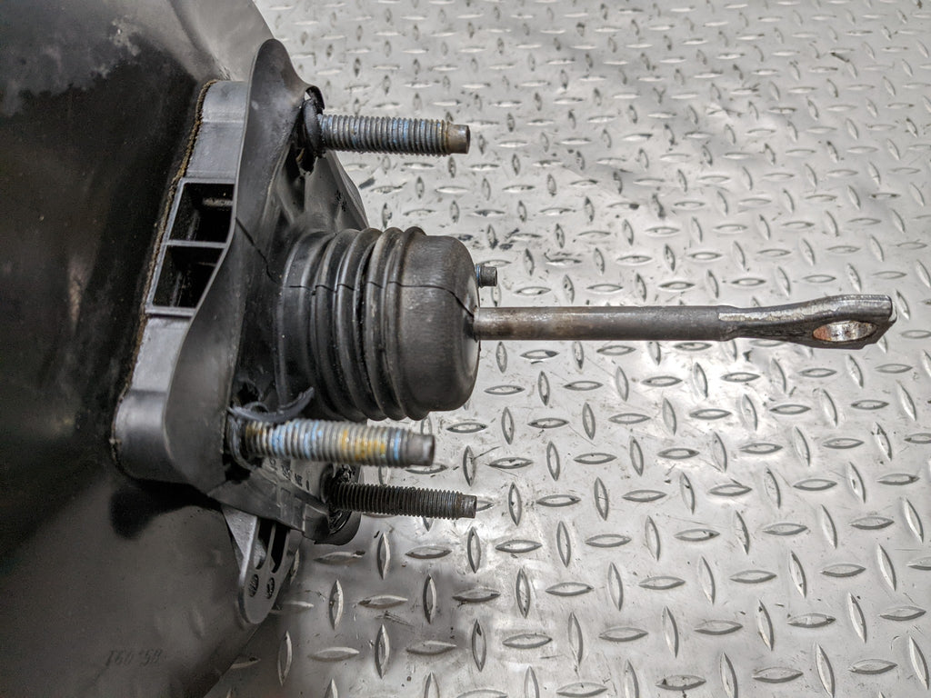 07 - 09 CHEVROLET TAHOE OEM POWER BRAKE BOOSTER ASSEMBLY WITHOUT MASTER CYLINDER