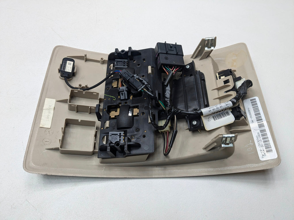 07 - 09 CHEVROLET TAHOE OEM INTERIOR LIGHT ASSEMBLY FRONT OVERHEAD UPPER ROOF