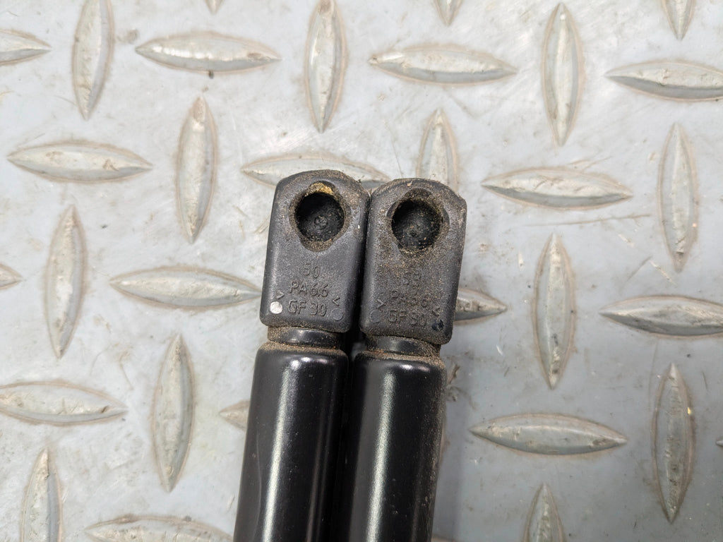 07 - 09 CHEVROLET TAHOE OEM HATCH SUPPORT STRUTS SET ASSEMBLY REAR UPPER