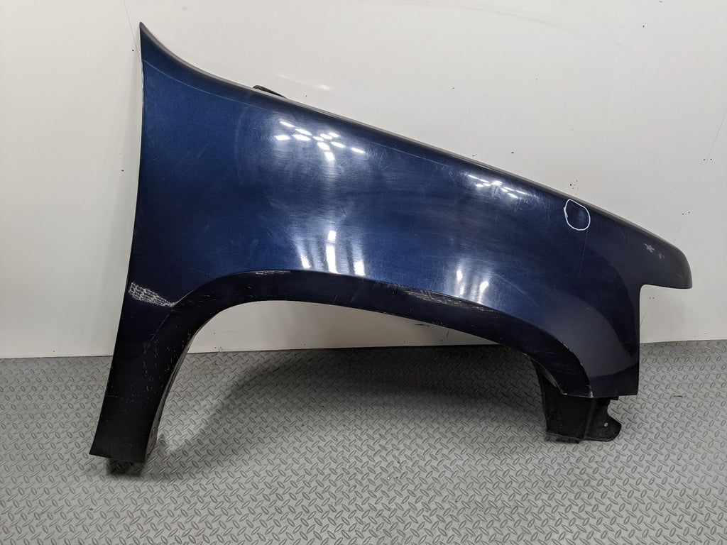 07 - 09 CHEVROLET TAHOE OEM FENDER COVER PANEL RIGHT SIDE BERMUDA BLUE METALLIC