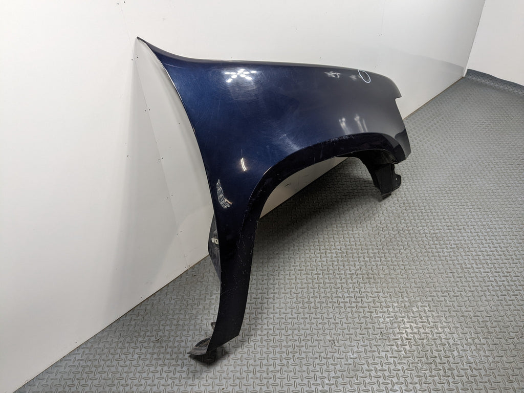 07 - 09 CHEVROLET TAHOE OEM FENDER COVER PANEL RIGHT SIDE BERMUDA BLUE METALLIC