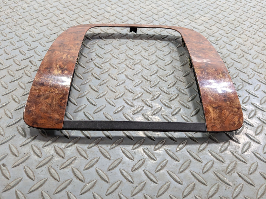 07 - 09 CHEVROLET TAHOE OEM DASH CENTER RADIO BEZEL TRIM PANEL WALNUT WOOD GRAIN