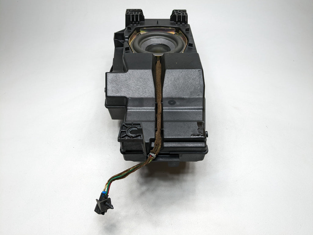 2007 - 2009 CHEVROLET TAHOE OEM AUDIO SOUND SYSTEM SUBWOOFER SPEAKER