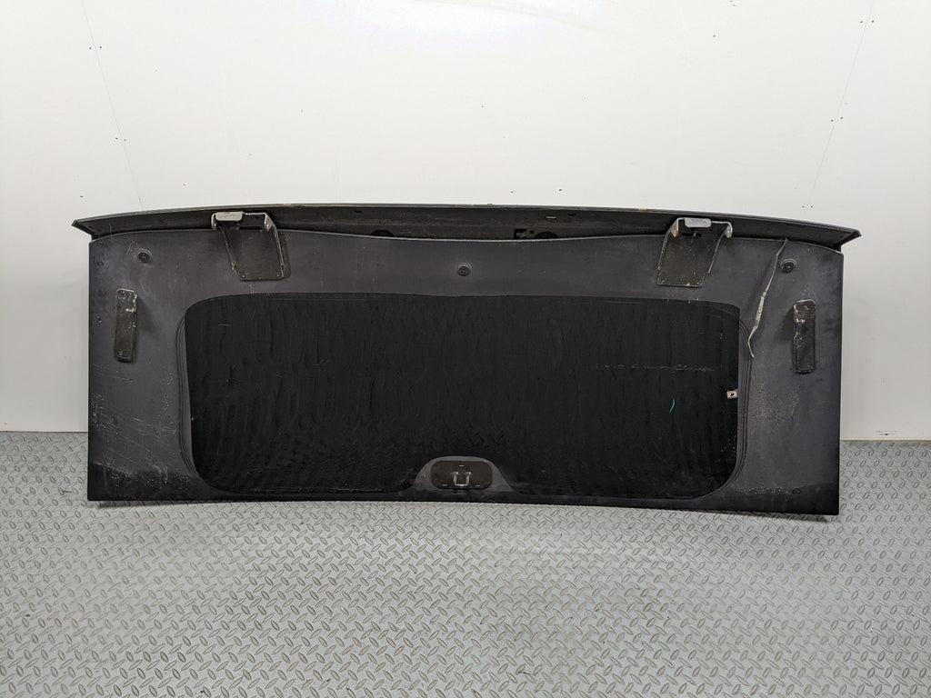 07 - 09 CHEVROLET TAHOE OEM REAR TAILGATE GLASS AND SPOILER WITH 3RD BRAKE LIGHT