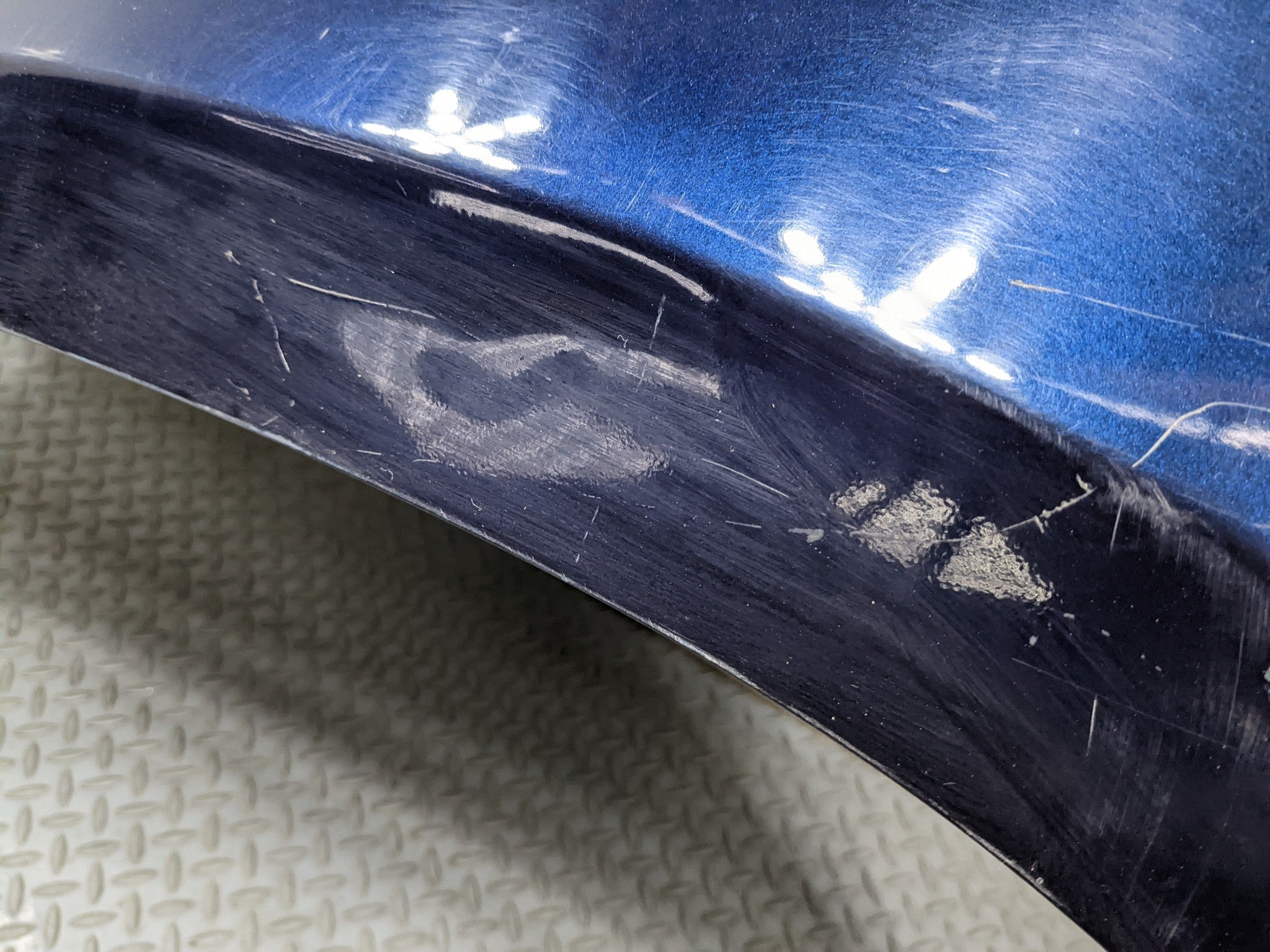 07 - 09 CHEVROLET TAHOE OEM FENDER COVER PANEL LEFT SIDE BERMUDA BLUE METALLIC