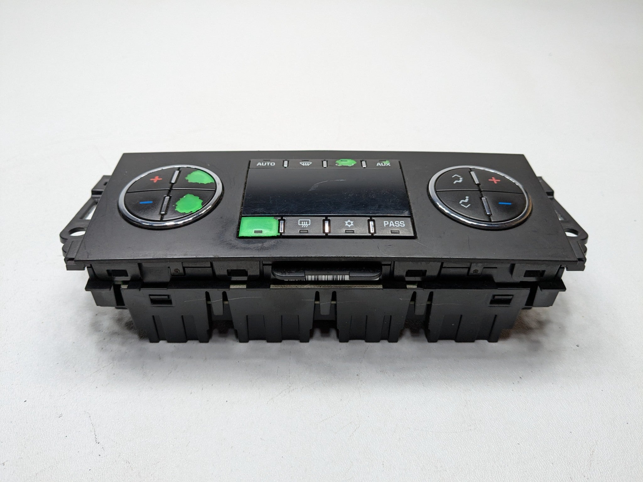 07 - 09 CHEVROLET TAHOE OEM DASH HEATER AC CLIMATE CONTROL SWITCH PANEL FRONT