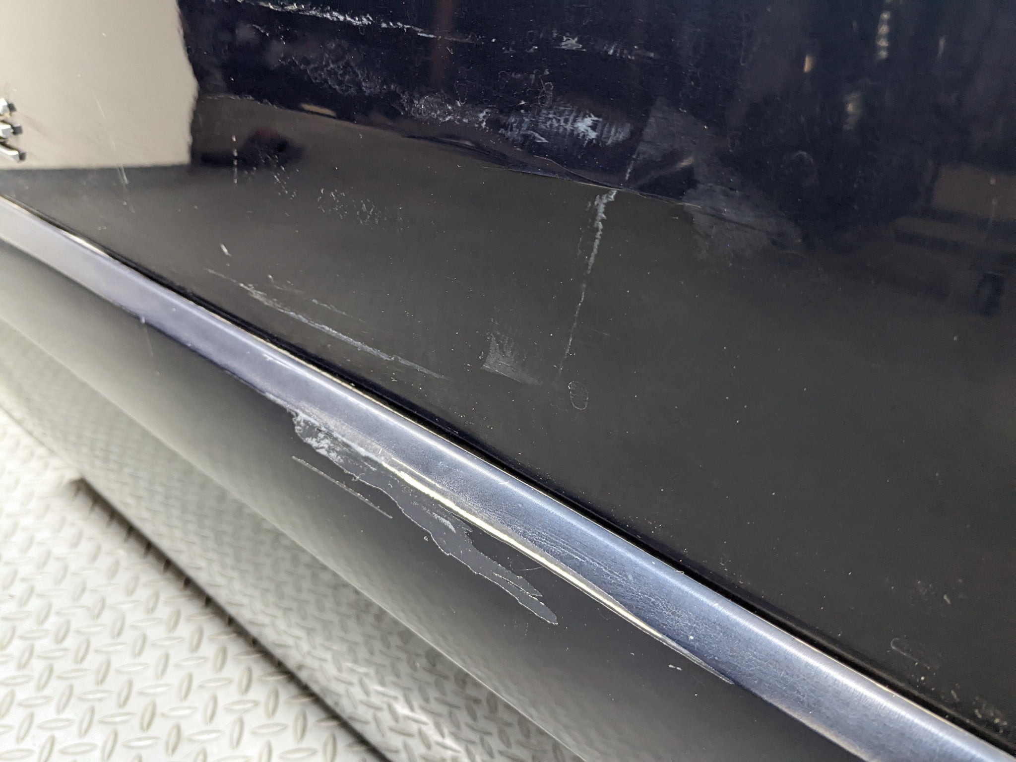 07 - 09 CHEVROLET TAHOE OEM DOOR SHELL PANEL FRONT LEFT BERMUDA BLUE METALLIC