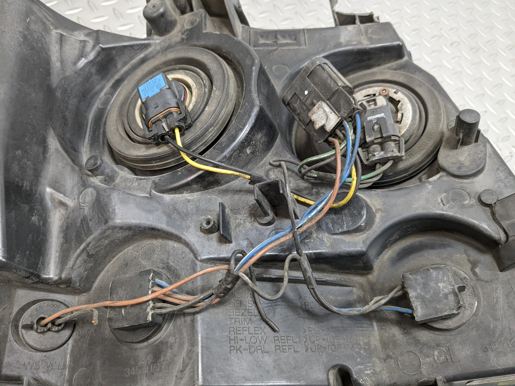 07 - 09 CHEVROLET TAHOE OEM HALOGEN HEADLIGHT ASSEMBLY FRONT LEFT DRIVER SIDE