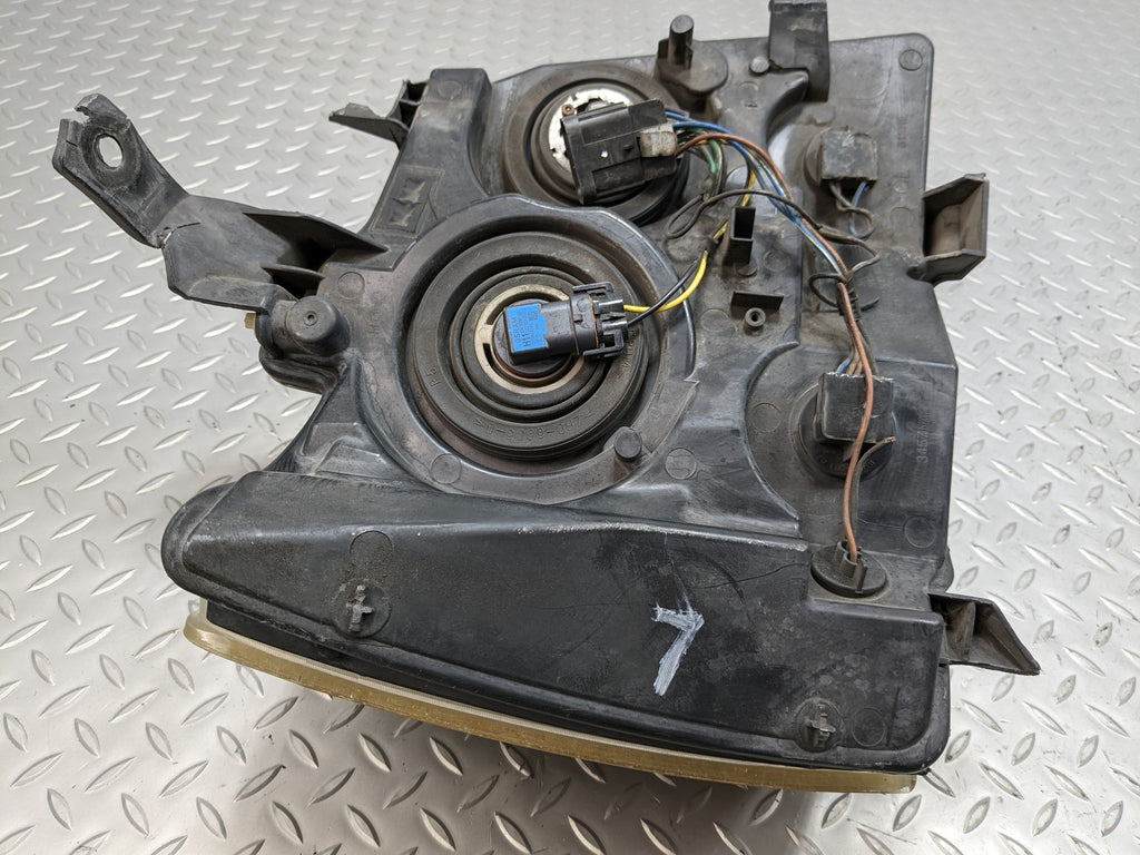 07 - 09 CHEVROLET TAHOE OEM HALOGEN HEADLIGHT ASSEMBLY FRONT LEFT DRIVER SIDE