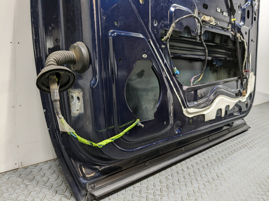 07 - 09 CHEVROLET TAHOE OEM DOOR SHELL PANEL FRONT RIGHT BERMUDA BLUE METALLIC