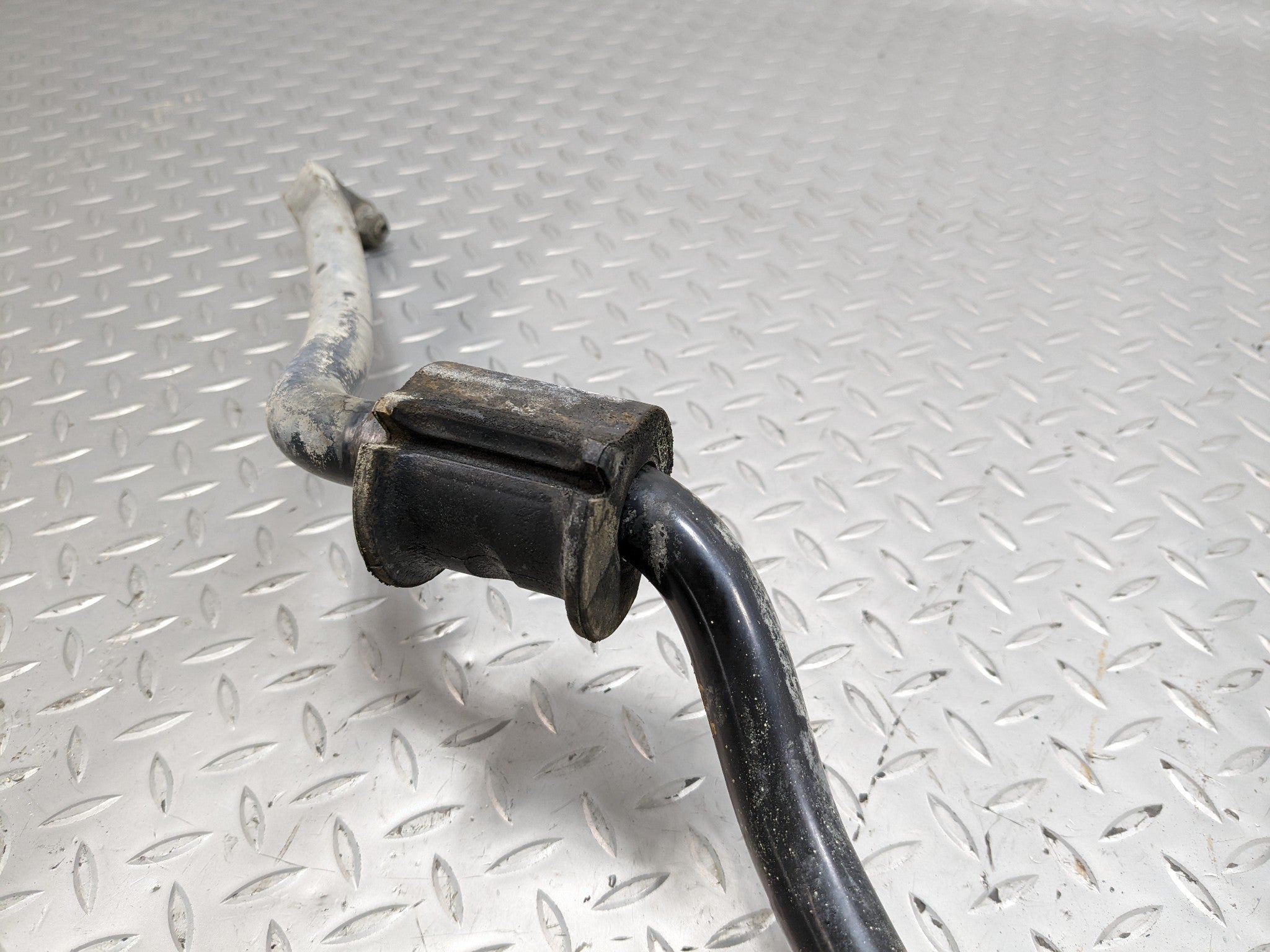 2008 - 2012 FORD ESCAPE OEM STABILIZER SWAY BAR FRONT SIDE