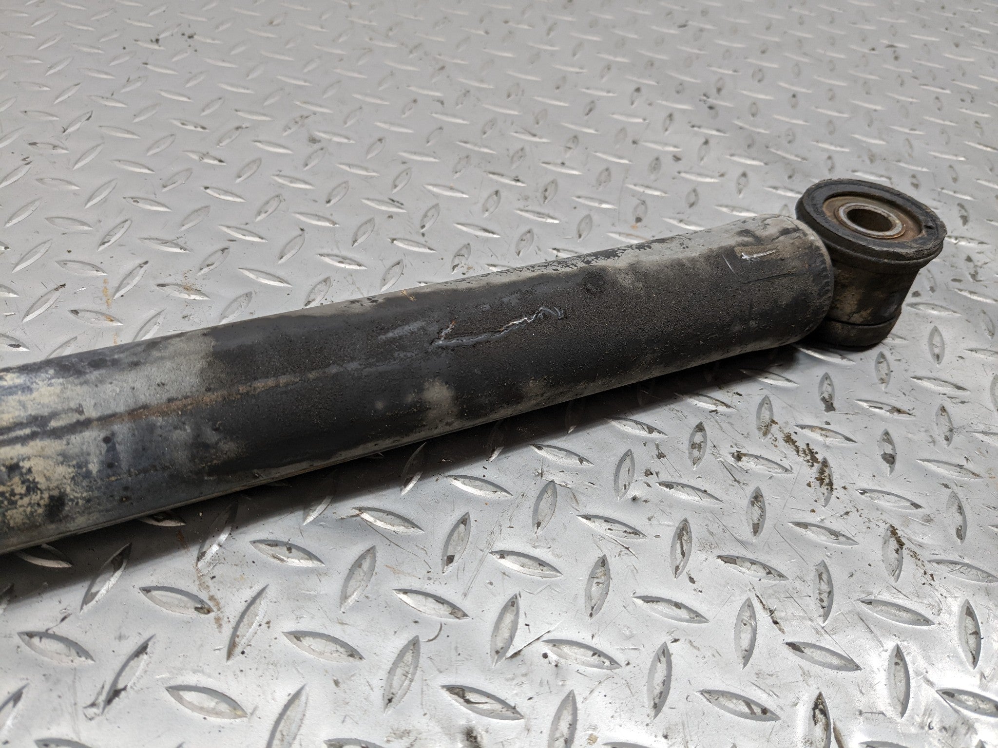 2008 - 2012 FORD ESCAPE OEM STRUT SHOCK ABSORBER REAR RIGHT PASSENGER SIDE