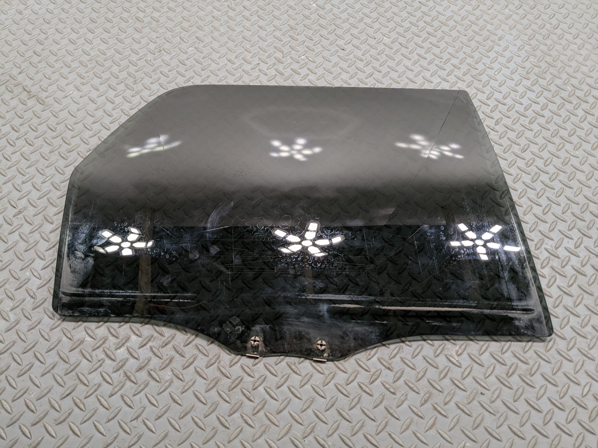 2008 - 2012 FORD ESCAPE OEM DOOR WINDOW GLASS REAR RIGHT PASSENGER SIDE