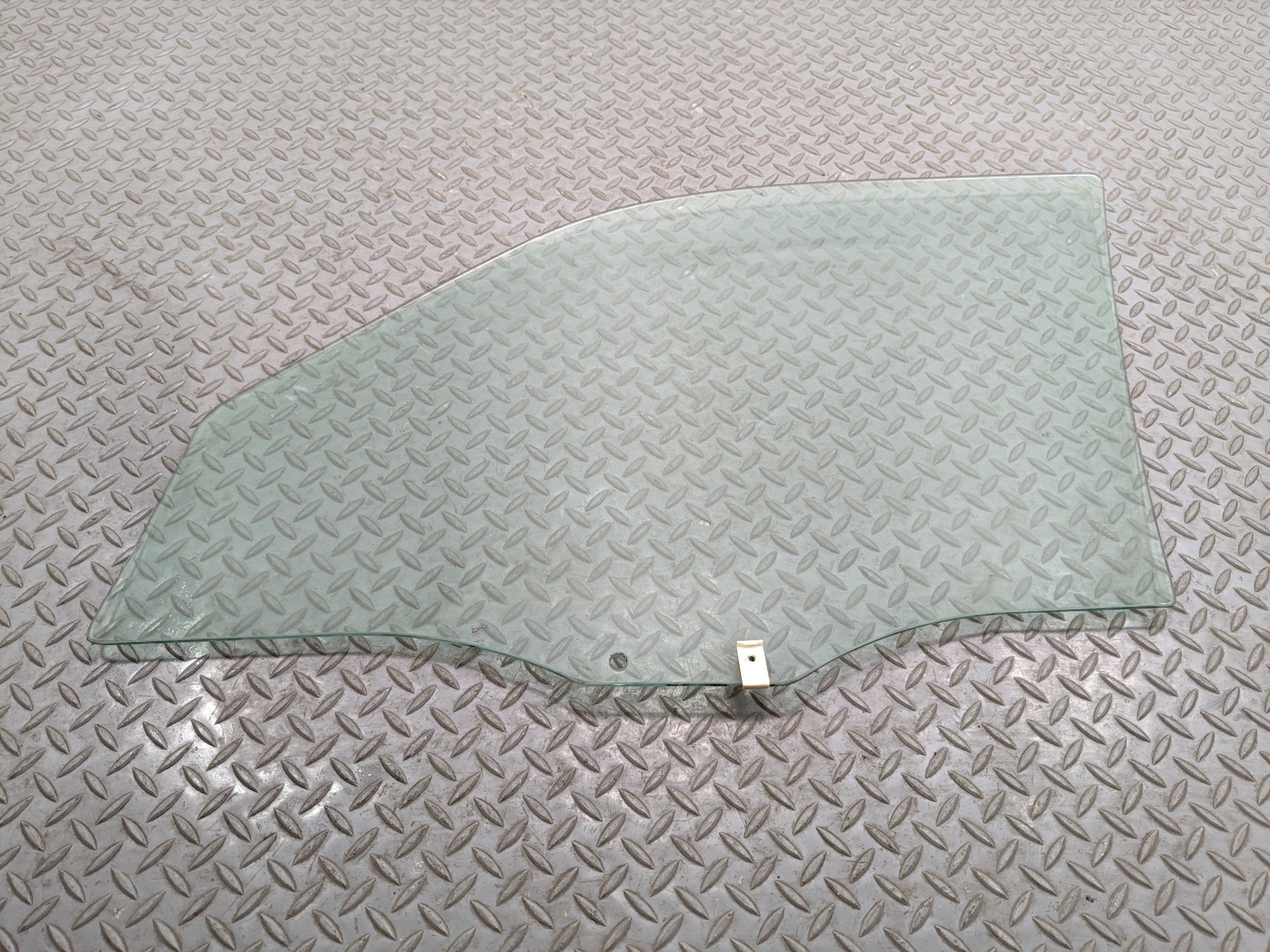 2008 - 2012 FORD ESCAPE OEM DOOR WINDOW GLASS FRONT RIGHT PASSENGER SIDE