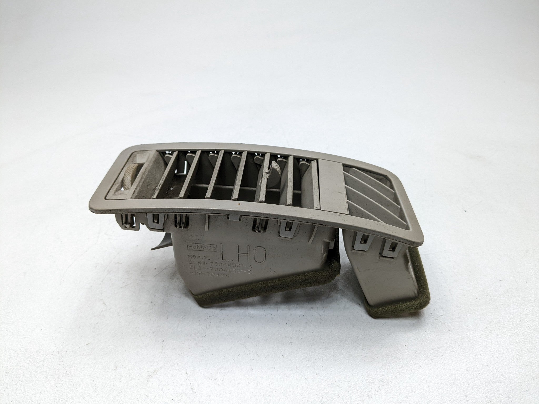 2008 - 2012 FORD ESCAPE OEM AC HEATER AIR VENT GRILLE ASSEMBLY FRONT LEFT SIDE