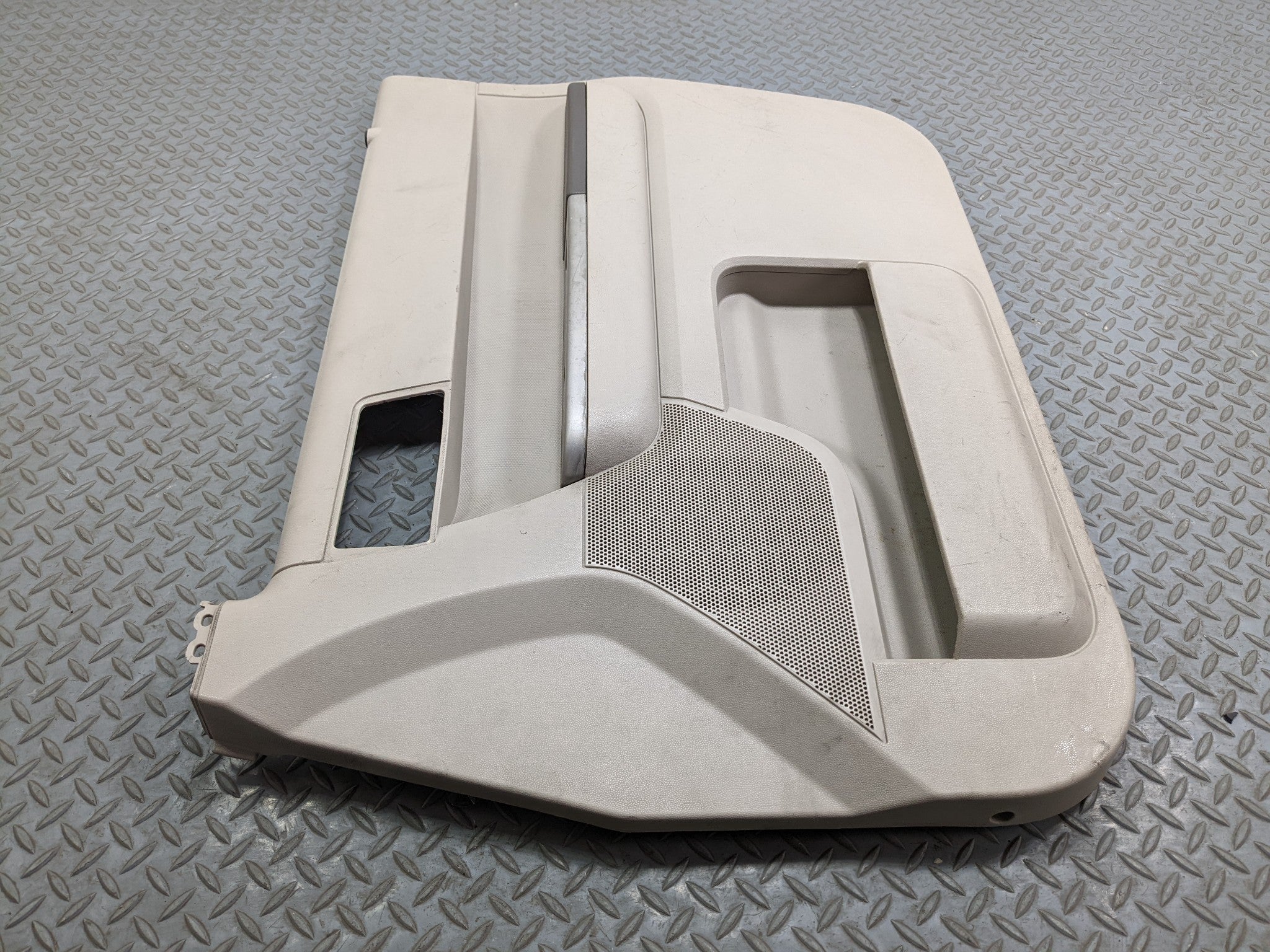 2008 - 2012 FORD ESCAPE OEM INTERIOR DOOR TRIM PANEL FRONT RIGHT PASSENGER SIDE