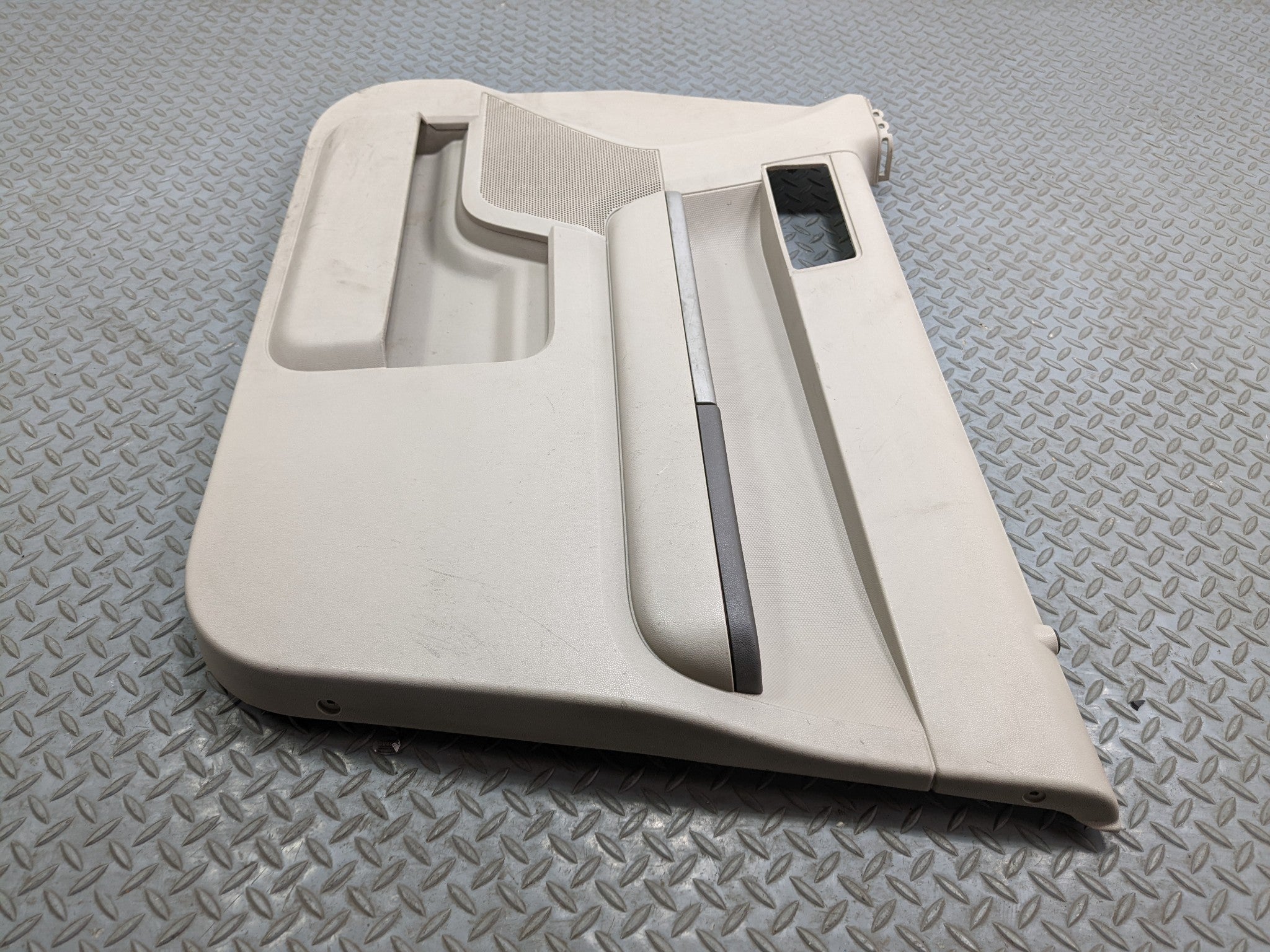 2008 - 2012 FORD ESCAPE OEM INTERIOR DOOR TRIM PANEL FRONT RIGHT PASSENGER SIDE