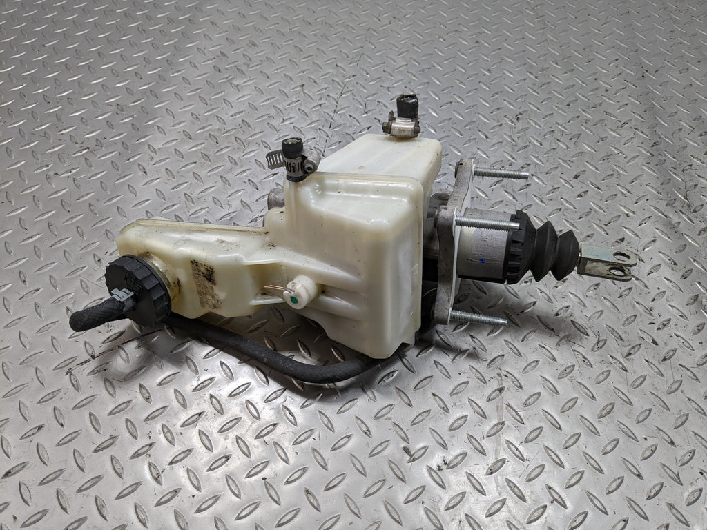 2008 - 2012 FORD ESCAPE OEM HYBRID BRAKE MASTER CYLINDER BOOSTER WITH RESERVOIR