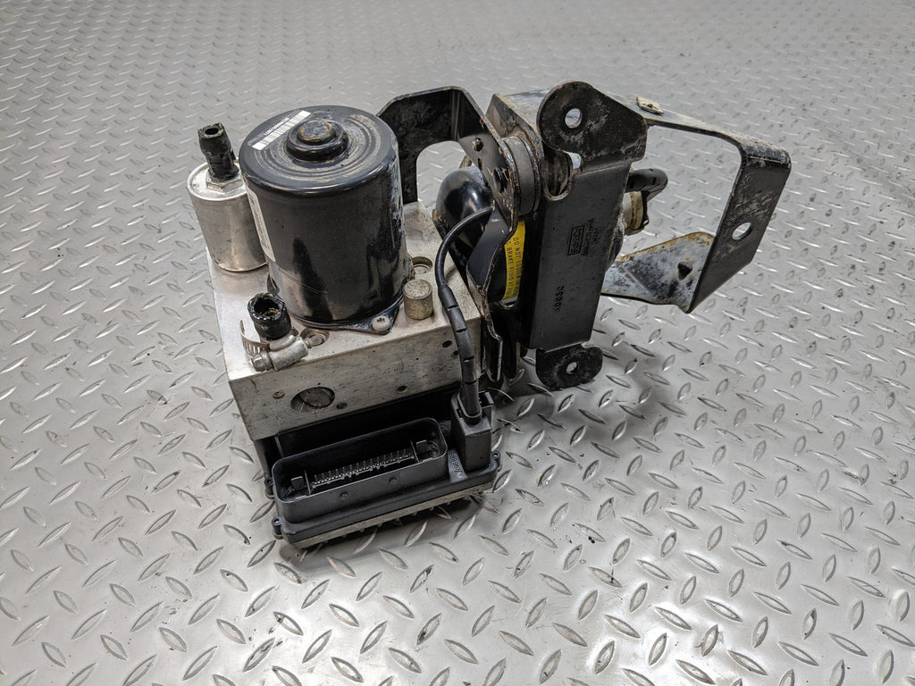2008 - 2012 FORD ESCAPE OEM ABS PUMP BRAKE BOOSTER MODULE UNIT