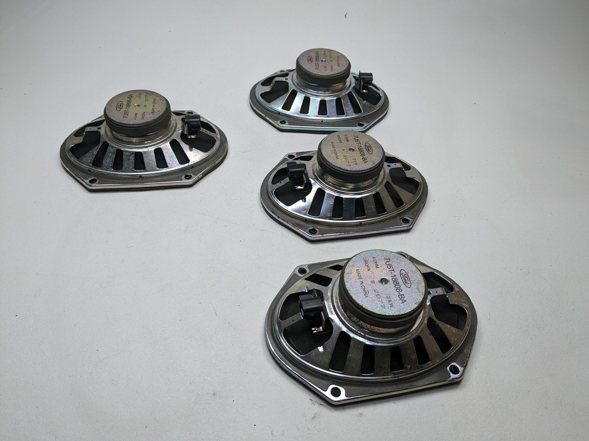 08 - 12 FORD ESCAPE OEM DOOR SPEAKER SET OF FOUR FRONT REAR LEFT AND RIGHT SIDE