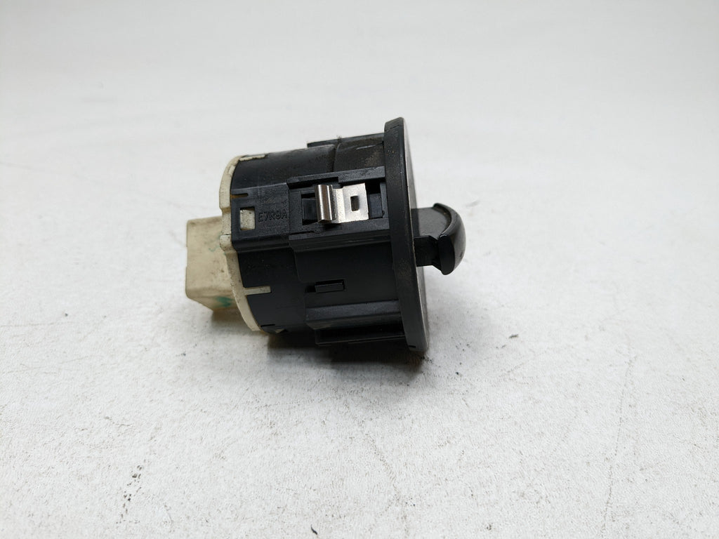 2008 - 2012 FORD ESCAPE OEM DASH HEADLIGHT FOG LIGHT CONTROL SWITCH UNIT