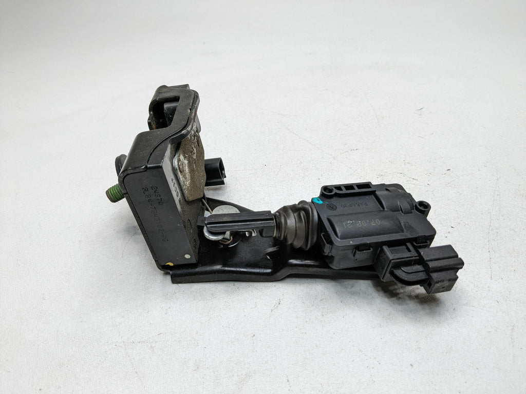 2008 - 2012 FORD ESCAPE OEM TRUNK LID LATCH LOCK RELEASE REAR ACTUATOR ASSEMBLY