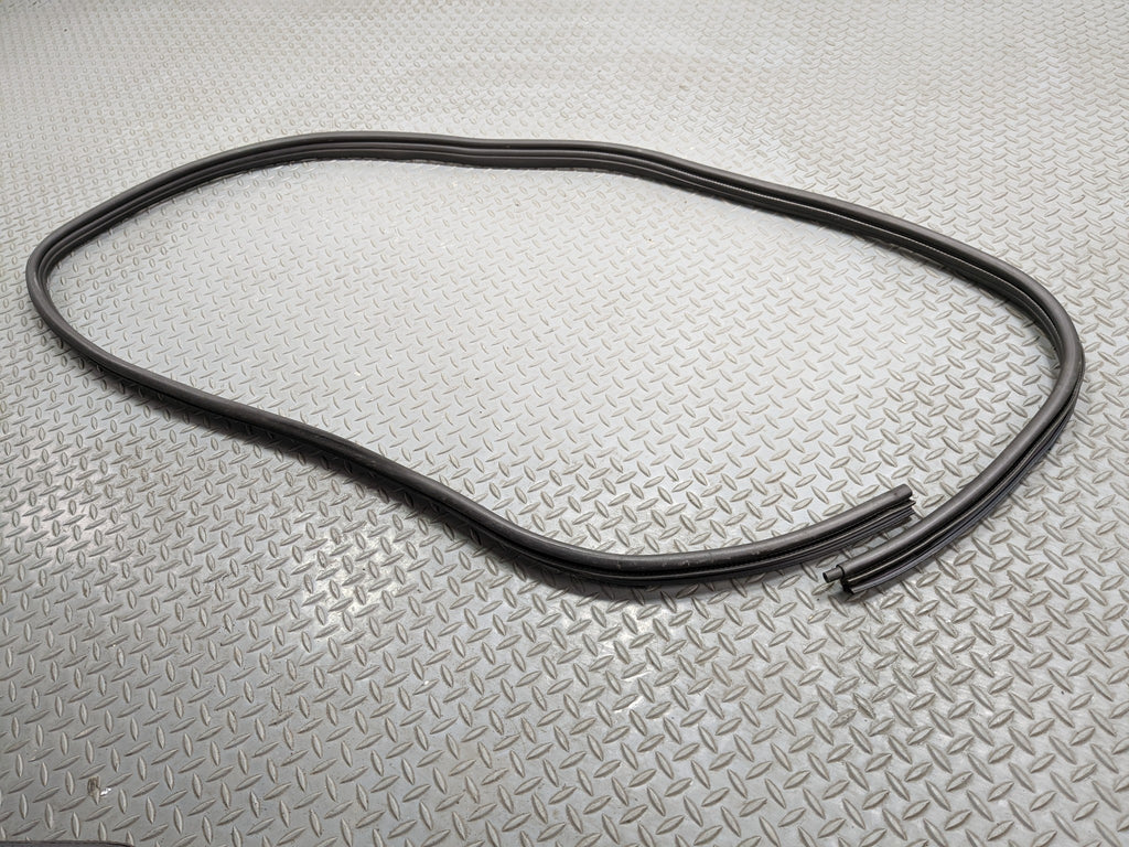 2008 - 2012 FORD ESCAPE OEM DOOR SEAL WEATHER STRIPPING RUBBER FRONT RIGHT SIDE
