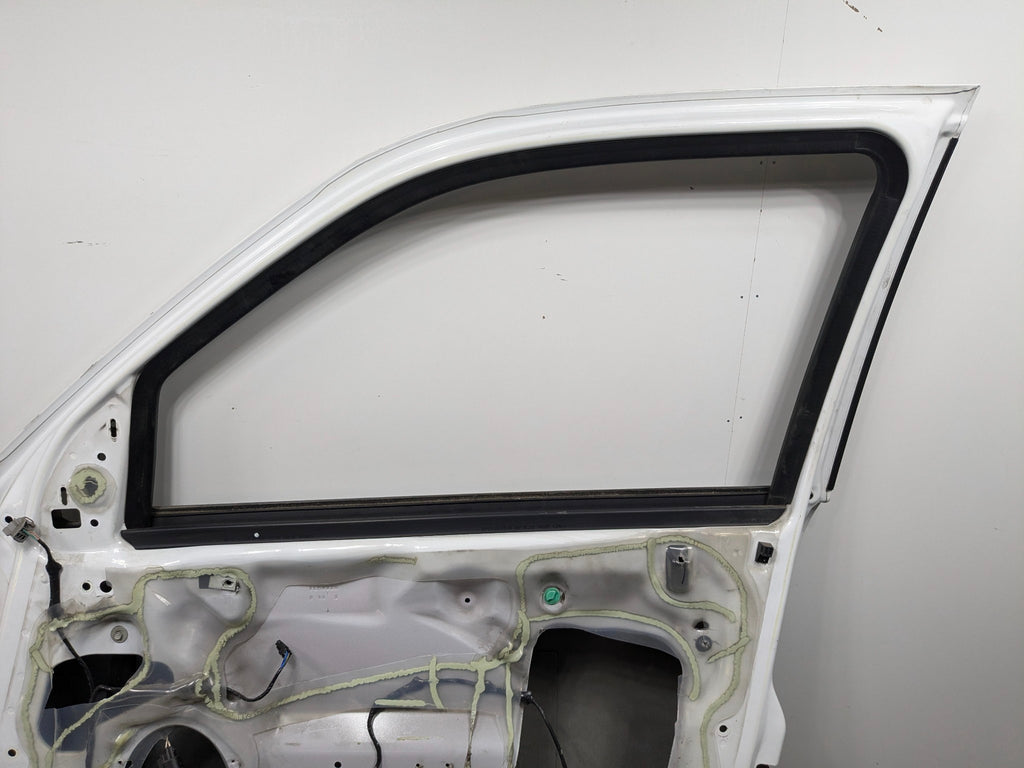 2008 - 2012 FORD ESCAPE OEM DOOR SHELL PANEL FRONT RIGHT PASSENGER SIDE WHITE