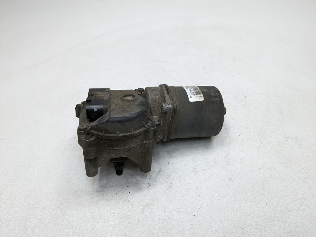 2008 - 2012 FORD ESCAPE OEM WINDSHIELD WIPER MOTOR ASSEMBLY FRONT