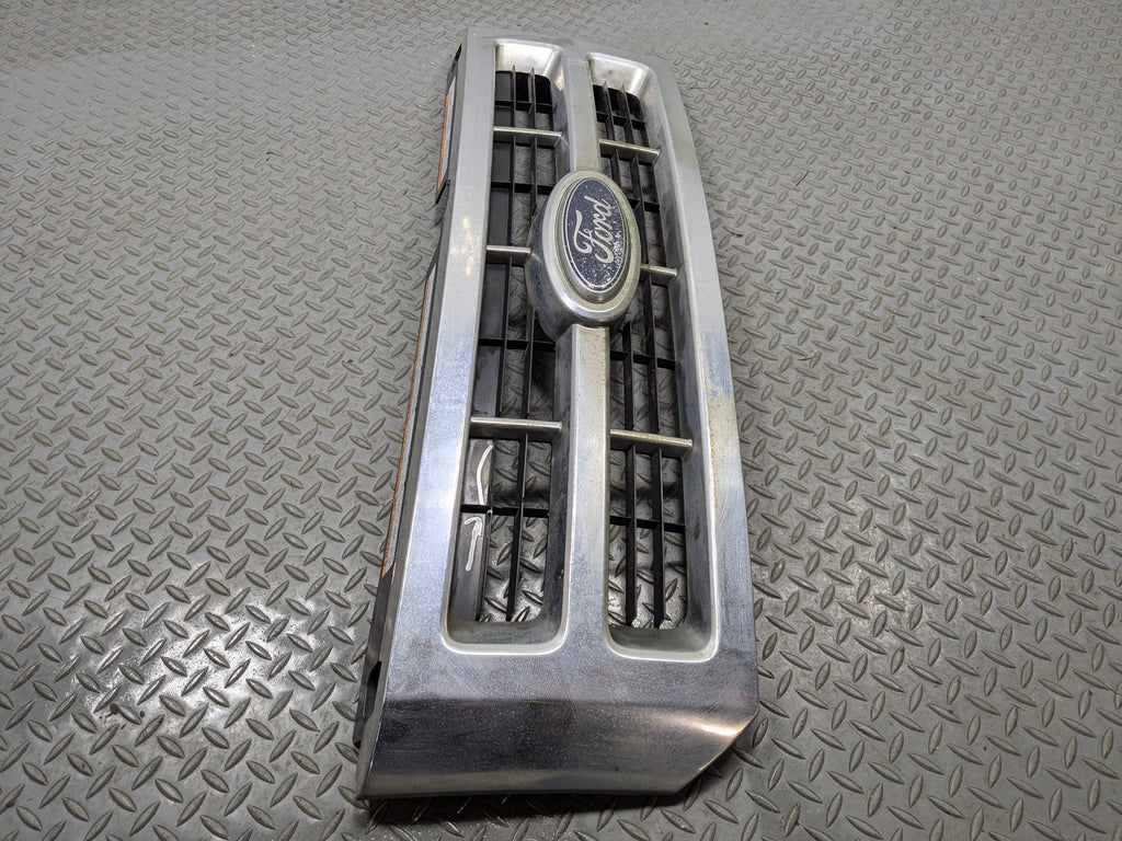 2008 - 2012 FORD ESCAPE OEM GRILLE WITH EMBLEM FRONT CENTER UPPER BUMPER