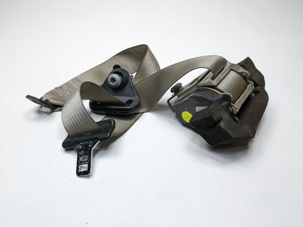 2008 - 2012 FORD ESCAPE OEM SEAT BELT RETRACTOR REAR RIGHT PASSENGER SIDE