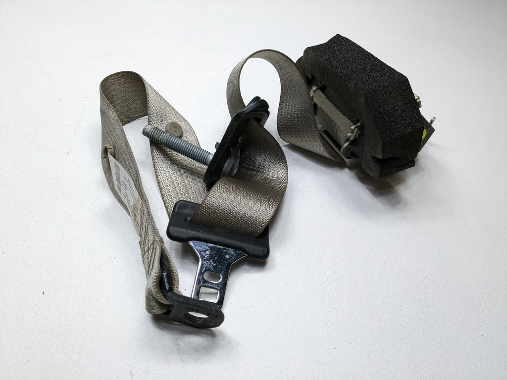 2008 - 2012 FORD ESCAPE OEM SEAT BELT RETRACTOR REAR RIGHT PASSENGER SIDE