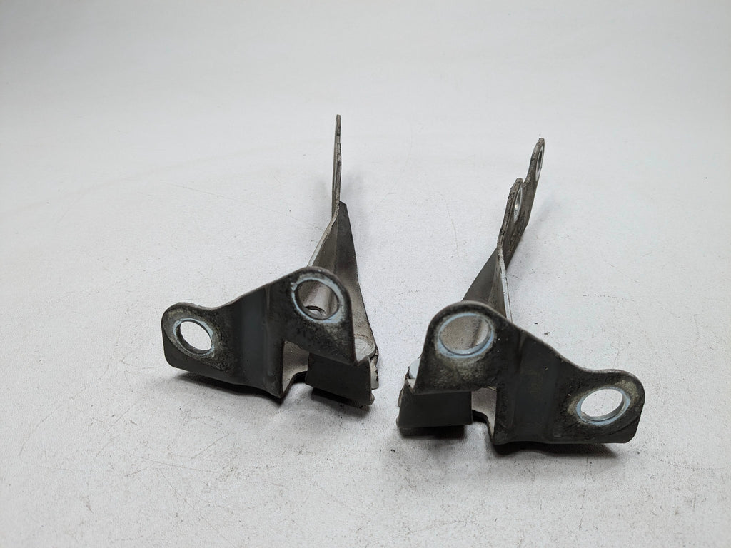 2008 - 2012 FORD ESCAPE OEM HOOD HINGE SET FRONT LEFT AND RIGHT SIDE