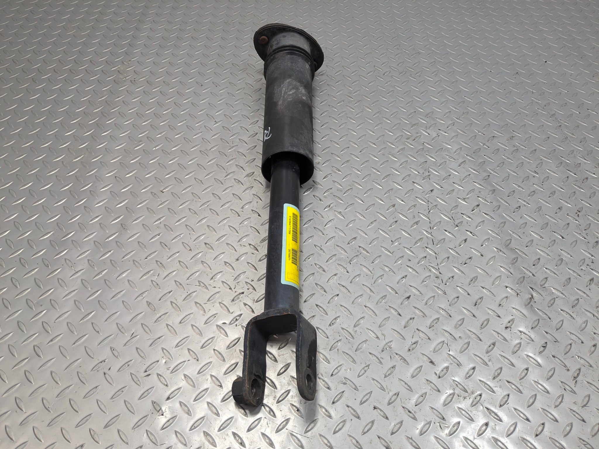 2005 - 2007 CADILLAC CTS OEM SHOCK ABSORBER STRUT REAR LEFT DRIVER SIDE
