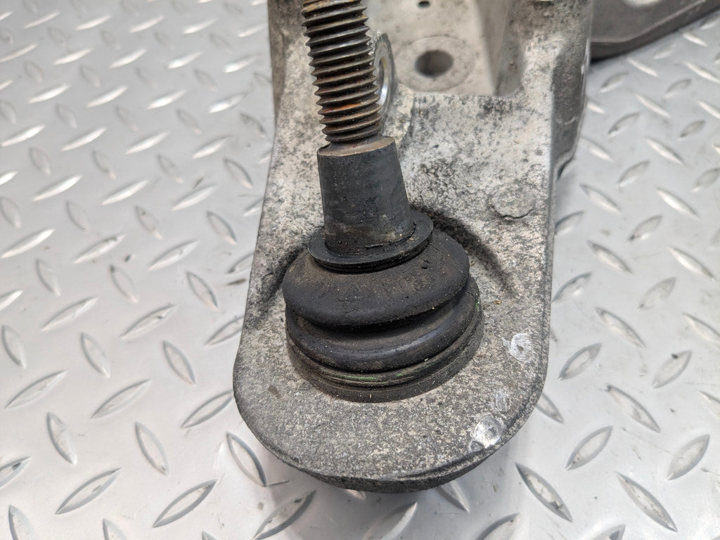 2005 - 2007 CADILLAC CTS OEM LOWER CONTROL ARM FRONT RIGHT PASSENGER SIDE