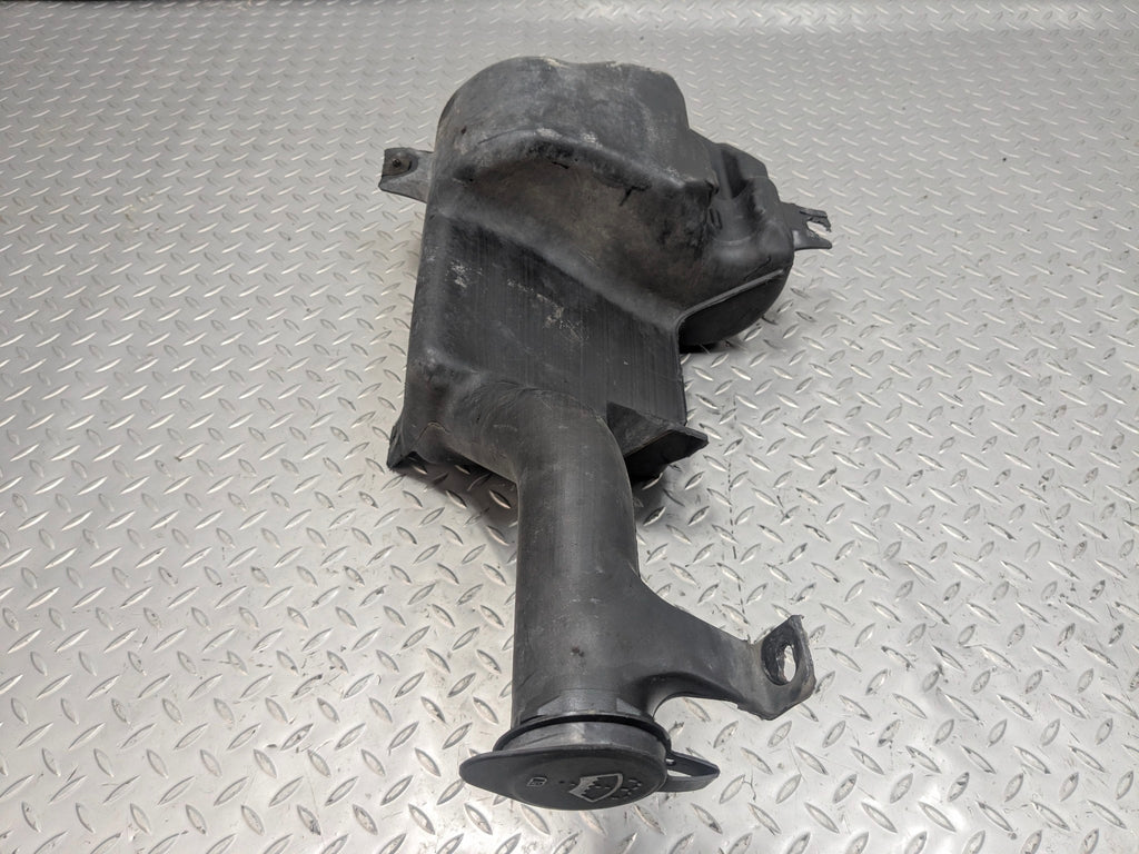 2005 - 2007 CADILLAC CTS OEM WINDSHIELD WASHER RESERVOIR BOTTLE TANK