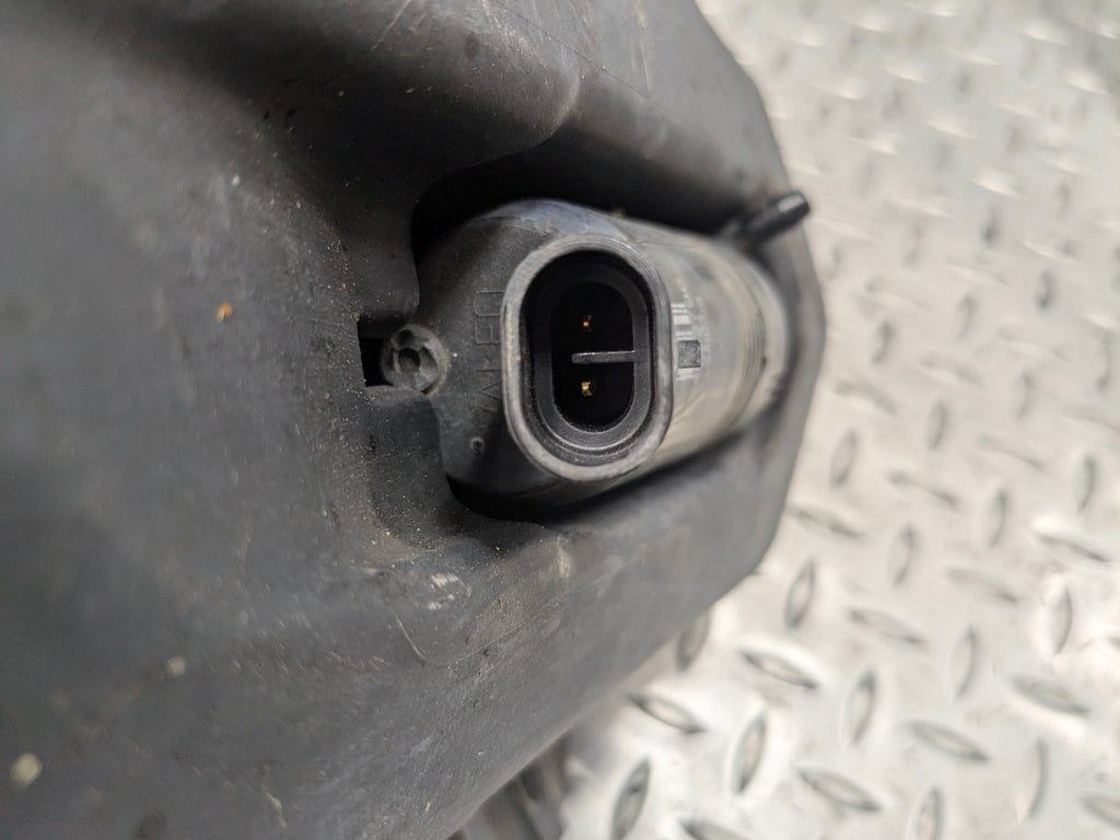 2005 - 2007 CADILLAC CTS OEM WINDSHIELD WASHER RESERVOIR BOTTLE TANK