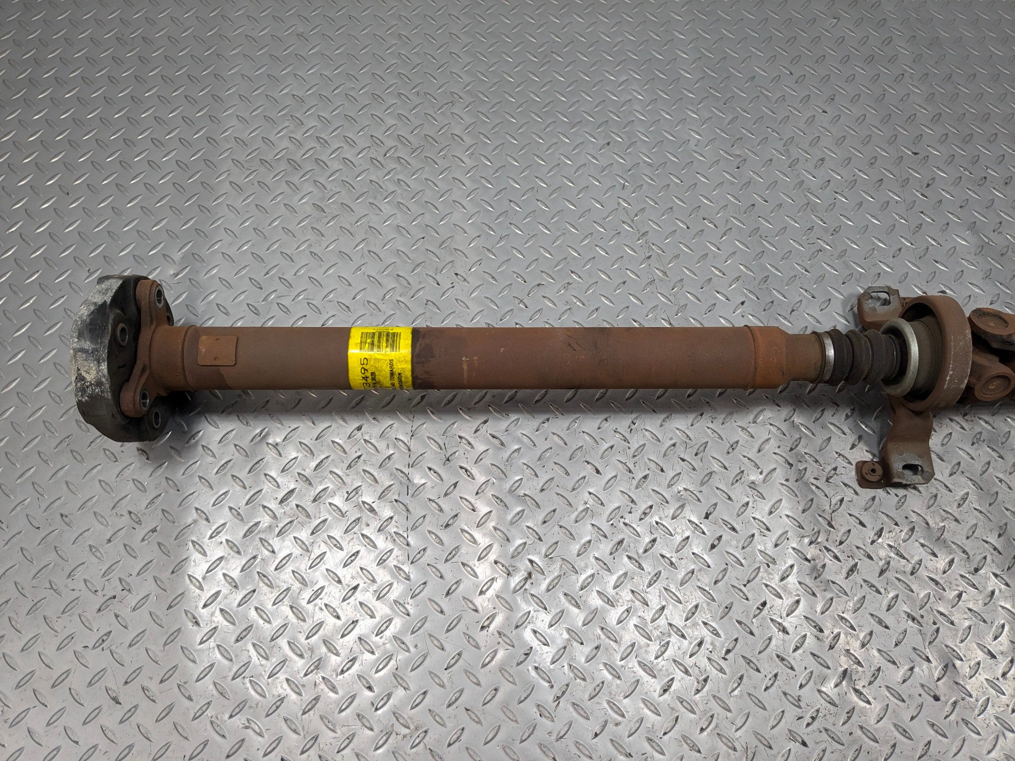 2005 - 2007 CADILLAC CTS OEM REAR DRIVE SHAFT CARDAN PROPELLER ASSEMBLY