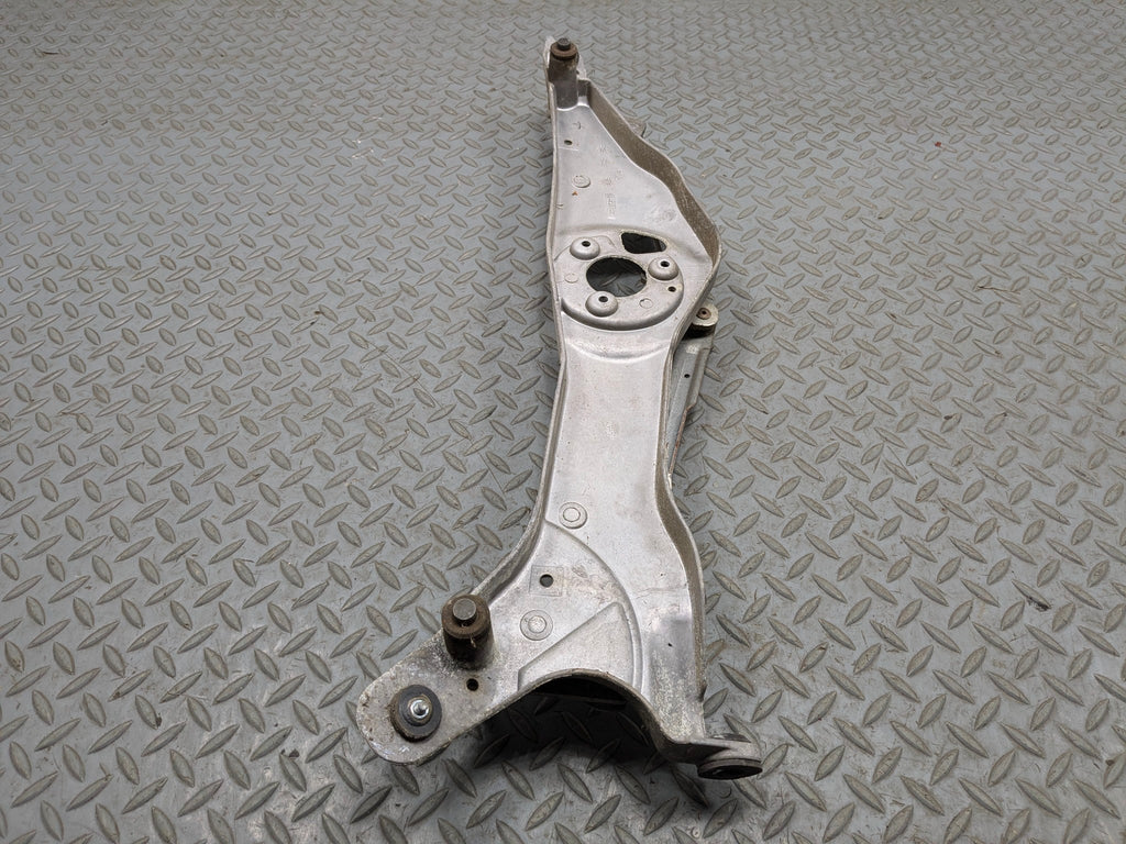 2005 - 2007 CADILLAC CTS OEM WINDSHIELD WIPER TRANSMISSION LINKAGE FRONT SIDE
