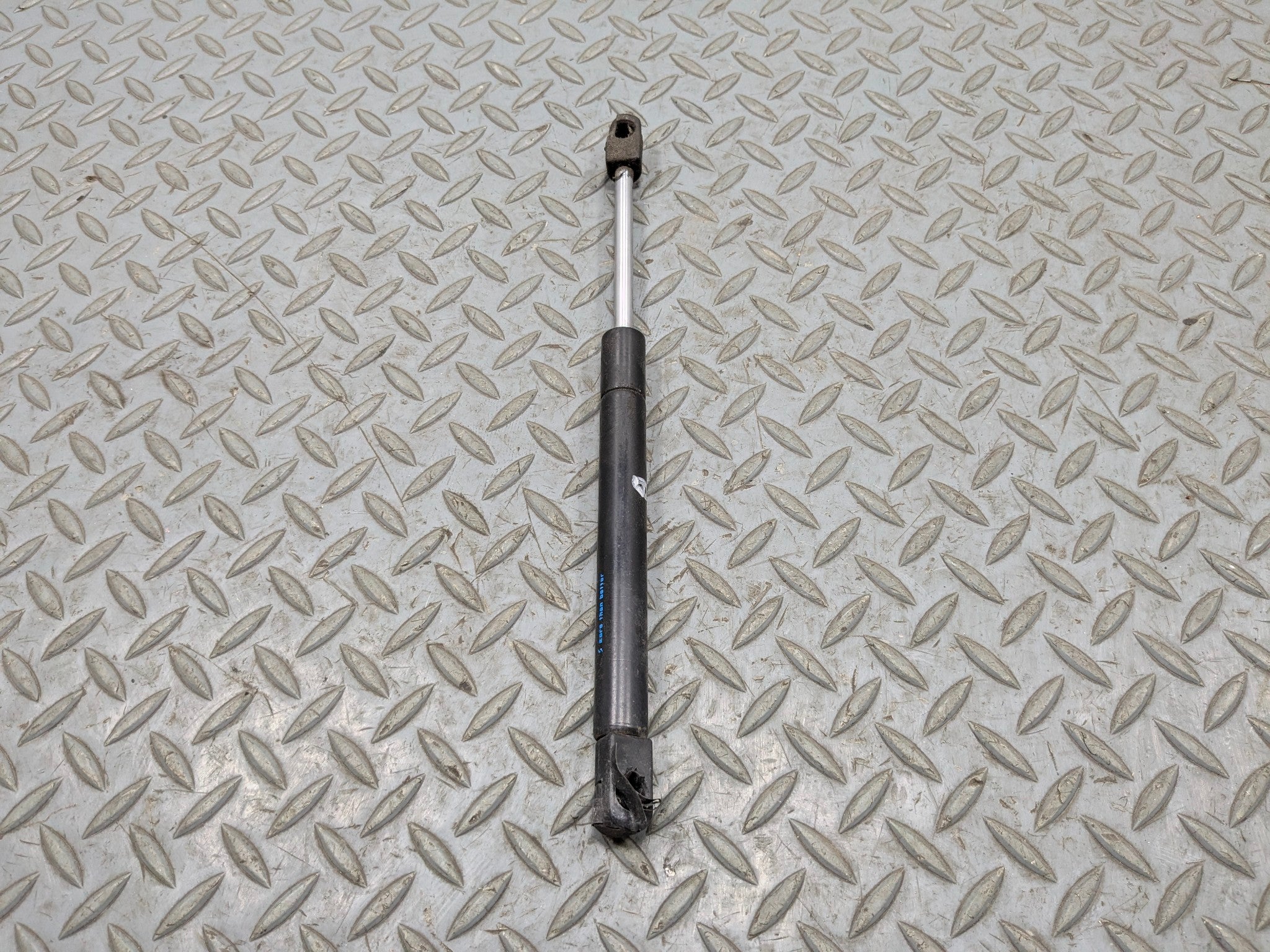 2005 - 2007 CADILLAC CTS OEM TAILGATE LIFTGATE TRUNK SUPPORT SHOCK STRUT