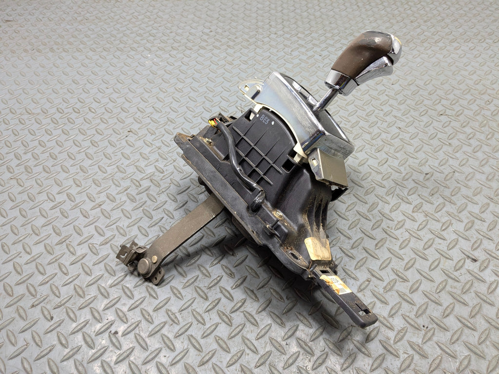 2005 - 2007 CADILLAC CTS OEM AUTO TRANSMISSION FLOOR SHIFTER WITH HANDLE KNOB