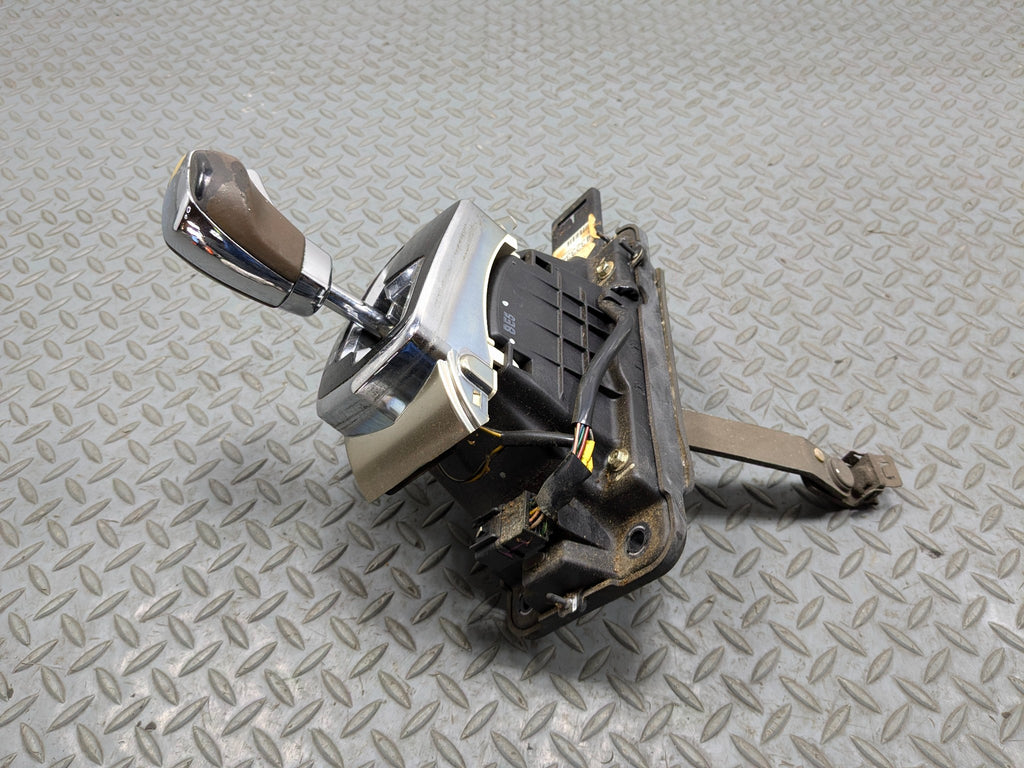2005 - 2007 CADILLAC CTS OEM AUTO TRANSMISSION FLOOR SHIFTER WITH HANDLE KNOB