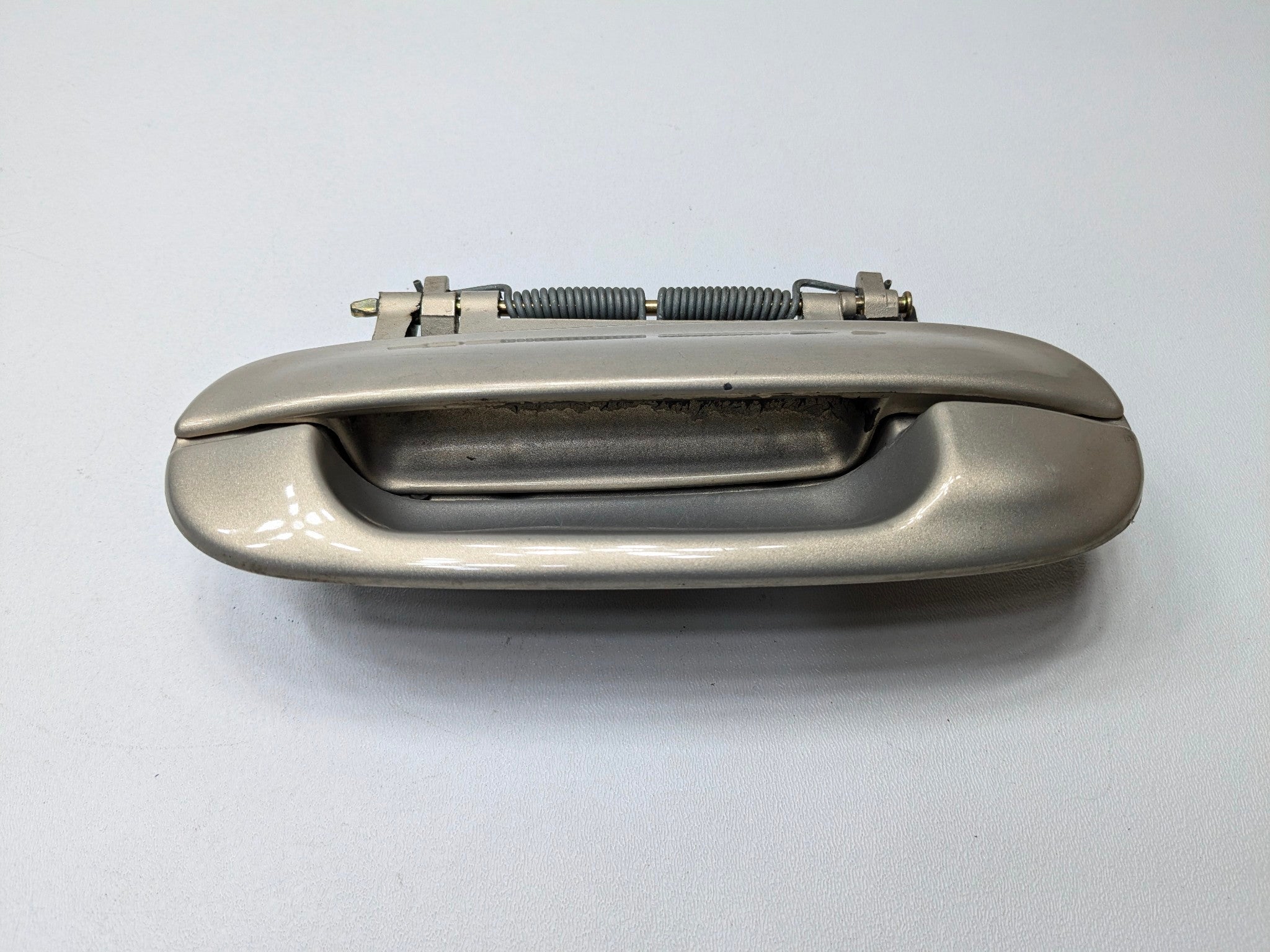 2005 - 2007 CADILLAC CTS OEM EXTERIOR DOOR HANDLE REAR LEFT SIDE RADIANT BRONZE