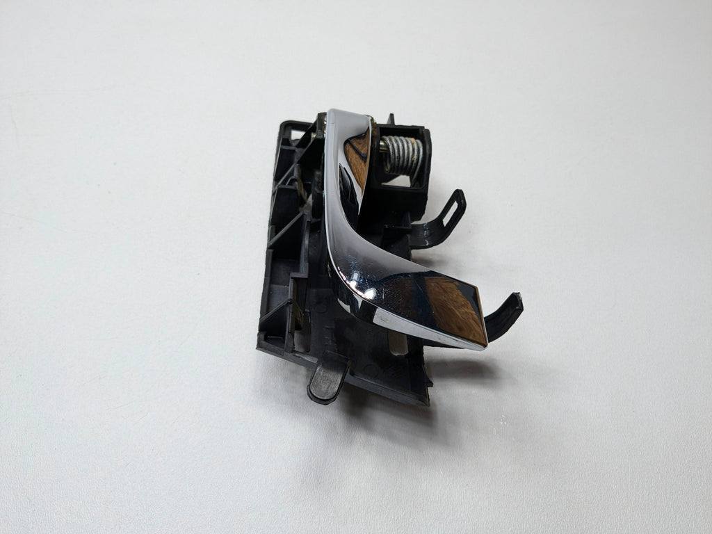 2005 - 2007 CADILLAC CTS OEM INTERIOR DOOR HANDLE REAR LEFT DRIVER SIDE