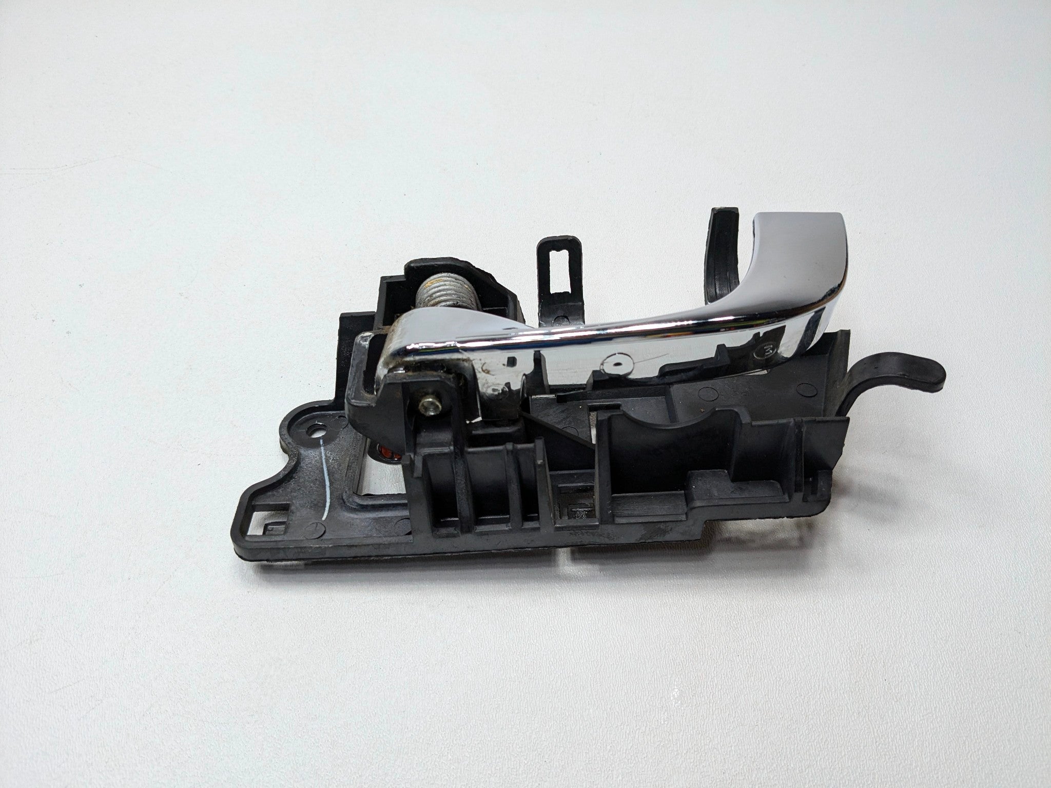 2005 - 2007 CADILLAC CTS OEM INTERIOR DOOR HANDLE REAR LEFT DRIVER SIDE