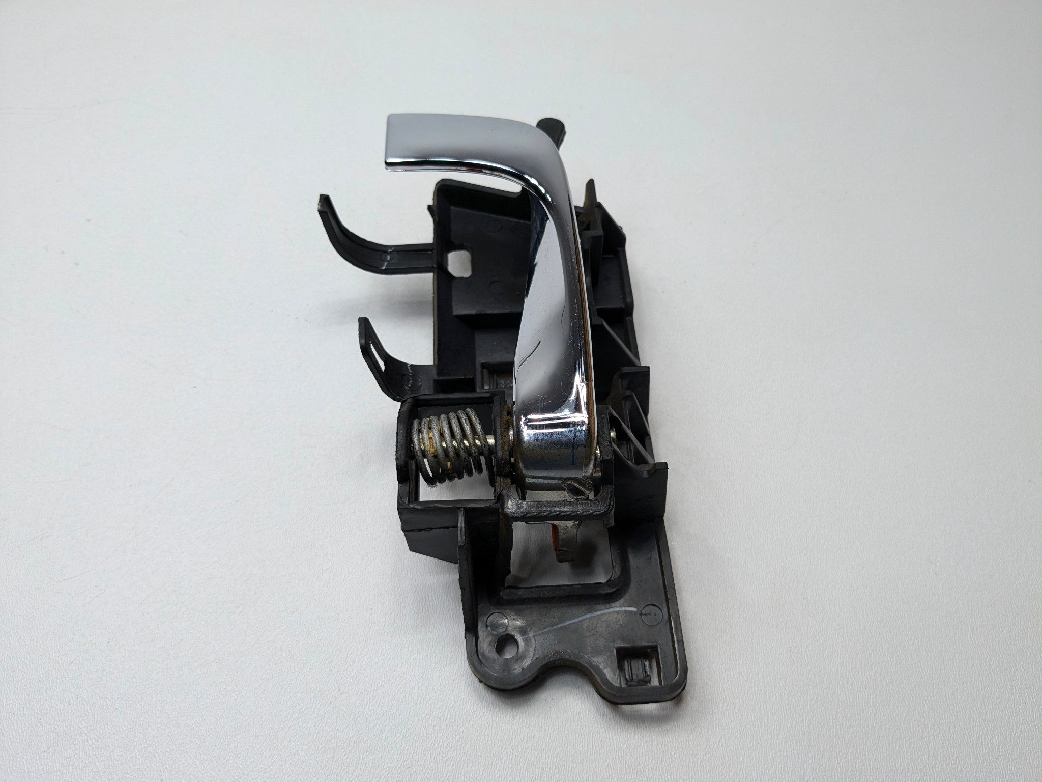 2005 - 2007 CADILLAC CTS OEM INTERIOR DOOR HANDLE REAR LEFT DRIVER SIDE
